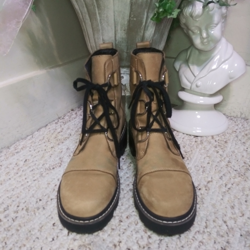 Sorel Joan Now Caribou Buff & Black Color Waterproof Leather Lace-Up Boots - Picture 3 of 12